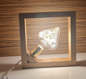 Lampe en chêne massif 22x22x7 cm (lampe en cadeau sur demande)