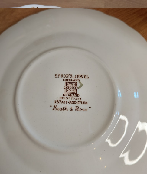 Tasses à thé Jewel Heath de Spode : l'excellence de la porcelaine anglaise