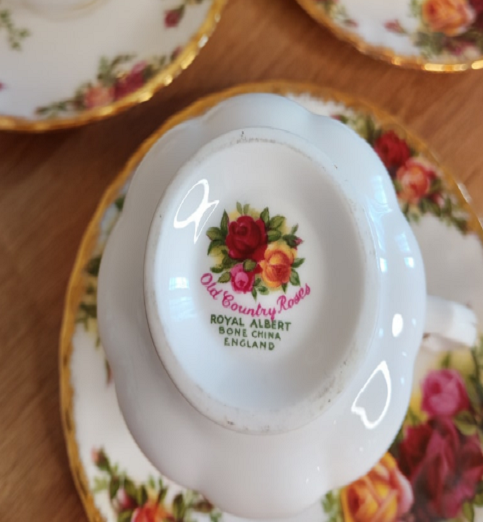 Ensemble de 3 tasses à café Royal Albert Old Country Roses - Porcelaine anglaise