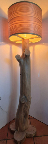 Lampadaire en hêtre avec abat-jour en bois 145hx45-Eden