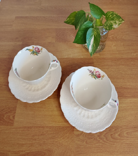 Tasses à thé Jewel Heath de Spode : l'excellence de la porcelaine anglaise
