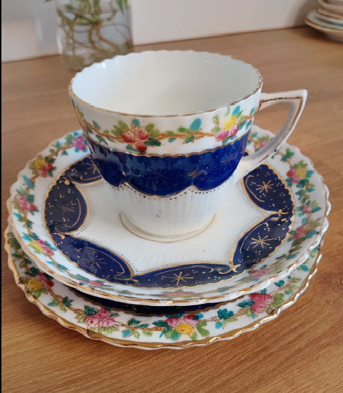 Tasses à thé en porcelaine anglaise « Ciel étoilé » avec double soucoupe