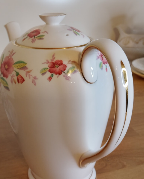 Cafetière toscane en porcelaine anglaise 